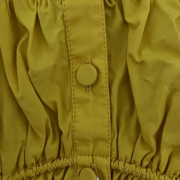 🌼Ruffle Trim Crop Tank 🌼 - Picture 7 of 9